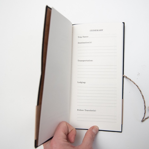 Print Fresh Fabric Travel Journal 10-Day Itinerary in Black - Picture 6 of 8